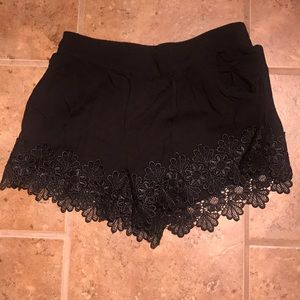 Lacey - black short